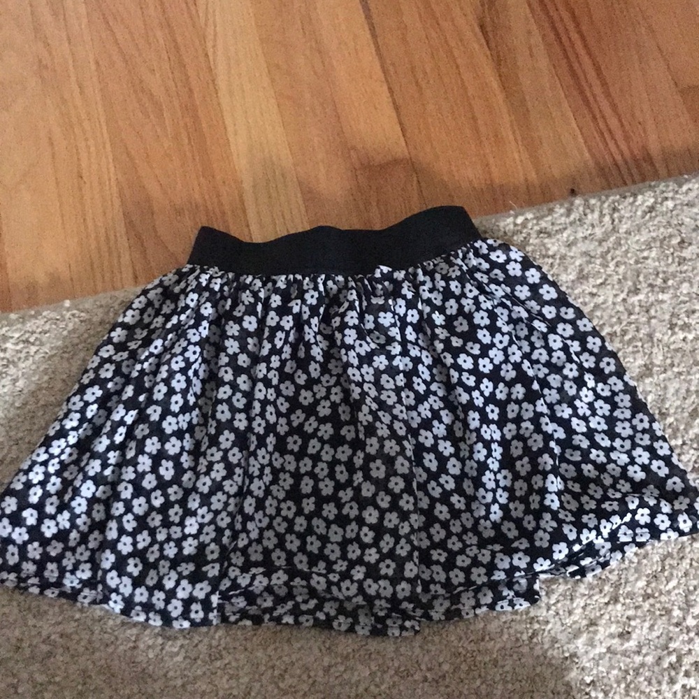 Forever 21 Flower skirt!!